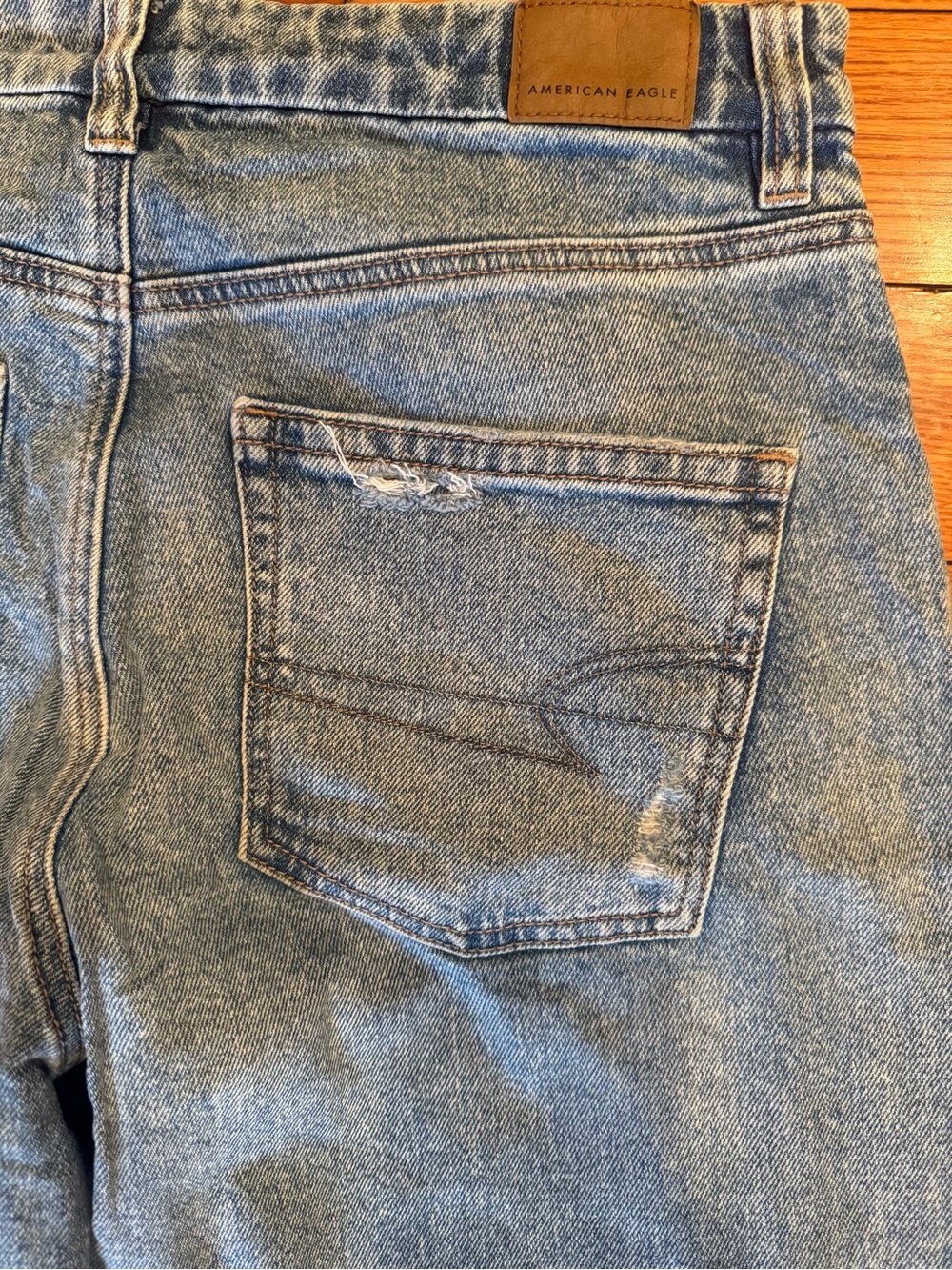 American Eagle Curvy 90s Straight Distressed Jeans - Women's Size 8 - Picture 8 of 8